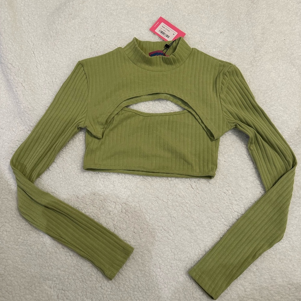 TWO PIECE TOP SET
